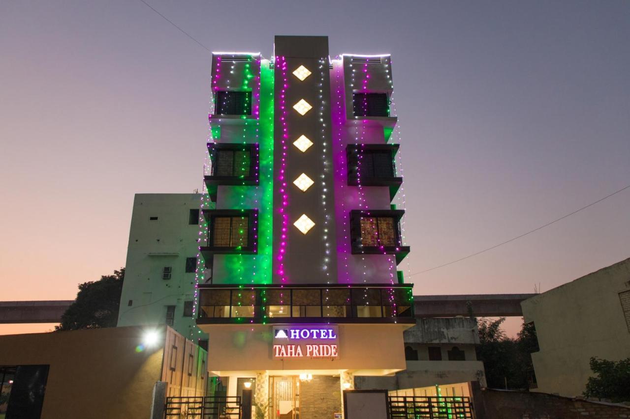 Oyo 10254 Hotel Taha Pride Nágpur Kültér fotó